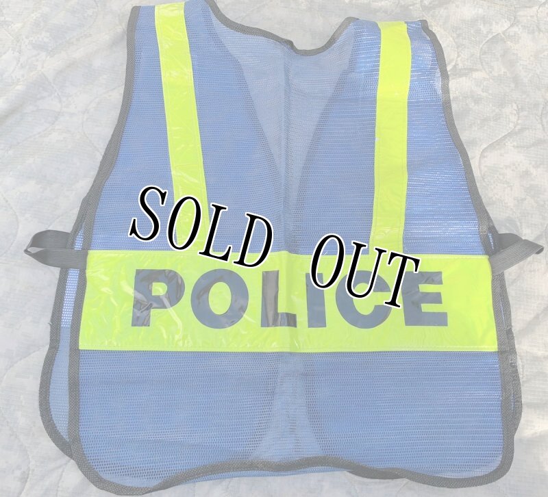画像2: 米軍実物 POLICE 高強度反射 リフレクション ベスト  (2)