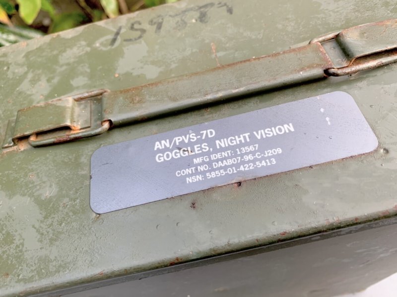 画像7: 米軍実物 弾薬ケース(ナイトビジョンケース) (7)
