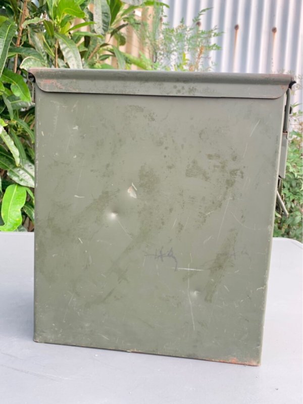 画像4: 米軍実物 弾薬ケース(ナイトビジョンケース) (4)