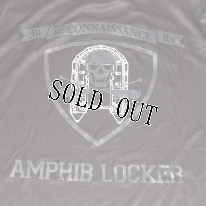 画像2: 沖縄海兵隊実物 AMPHIB LOCKER Tシャツ M (2)