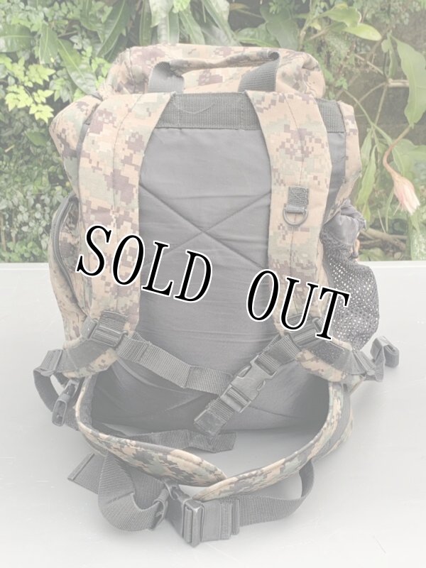 画像3: 米軍放出品 ピクセル マーパット  3day バックパック  (3)