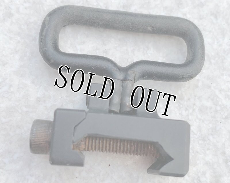 画像2: 米軍実物 Midwest Industries Inc. AR-15 Front Sling Adapter (2)