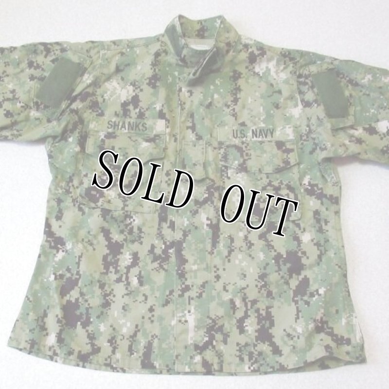 画像2: 米軍実物,US NAVY, AOR2 NUW 迷彩ジャケット TYPEIII 35 X-SHORT (2)
