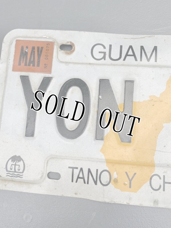 画像2: 米軍放出品 GUAM USA ISLAND TANO Y CHAMORRO ナンバープレート (2)