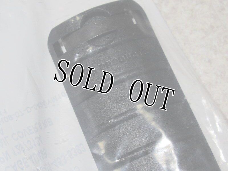 画像2: 米軍実物 P&S PRODUCTS レールカバー 9リブ (2)