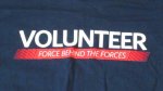 画像4: 米軍放出品　USO　Volunteer　Tシャツ　X LARGE (4)