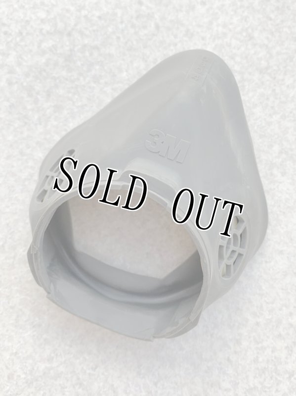 画像2: 米軍放出品 3M Reusable Full Face Mask Respirator Small 6700 (2)