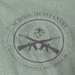 画像3: 米軍放出品　USMC SCHOOL OF INFANTRY　Tシャツ　MEDIUM (3)