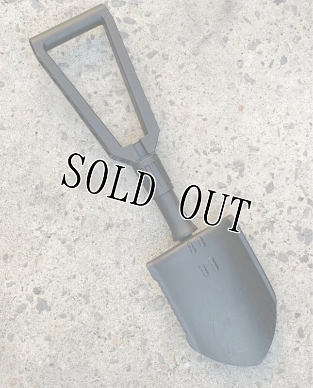 画像3: 米軍実物 GERBER E-TOOL フォールディングスコップ  E-TOOL 三つ折 スコップ(ケース付き)  (3)