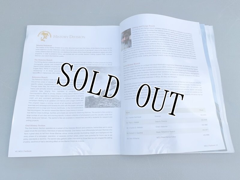 画像2: 米軍放出品 USMC FACT BOOK  (2)