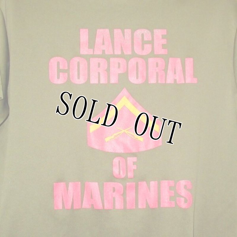 画像4: 米軍放出品 USMC Lance Corporals’Seminar Okinawa,Japan Tシャツ MEDIUM (4)