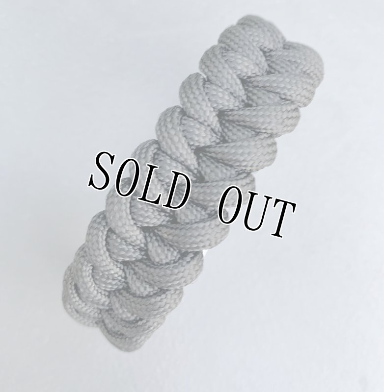 画像2: 米軍放出品 パラコード ブレス ナイフ  ブラック (2)