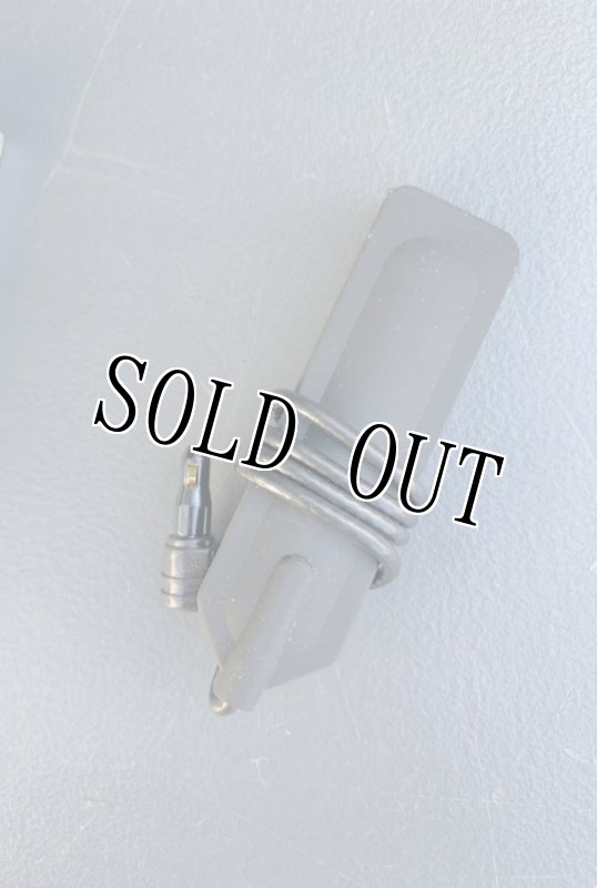 画像4: 米軍実物 AN/PEQ-15 レーザーサイト オペレーターアクセサリー (4)