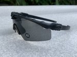 画像6: 米軍放出品 OAKLEY SI Ballistic M Frame 3.0 / Black Frame / Grey Lens (6)