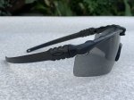 画像3: 米軍放出品 OAKLEY SI Ballistic M Frame 3.0 / Black Frame / Grey Lens (3)