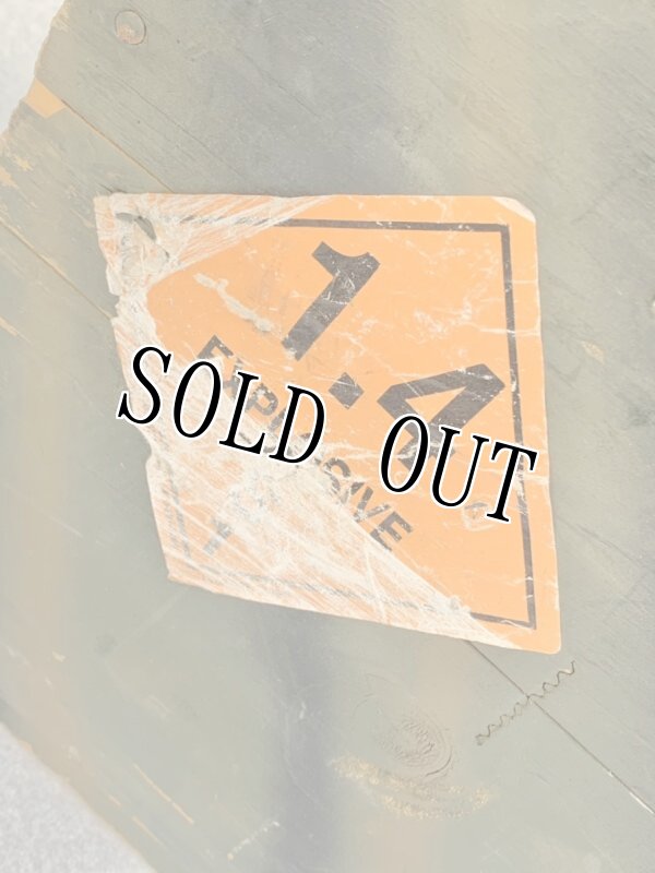 画像8: 米軍実物 EXPLOSIVE MINES BOX (8)