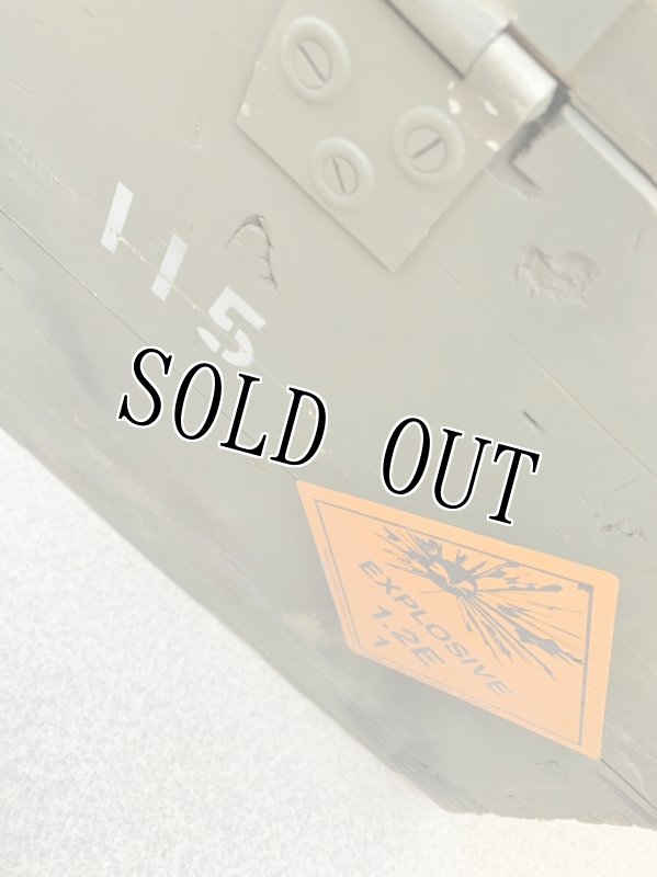 画像9: 米軍実物 EXPLOSIVE MINES BOX (9)