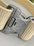 画像2: 米軍放出品 BLACKHAWK Web Belt デザート タン L (2)