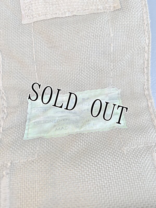 画像4: 米軍放出品 TOP製  M16固定   M4 M16 ストックマ ガジン ポーチ  タン (4)