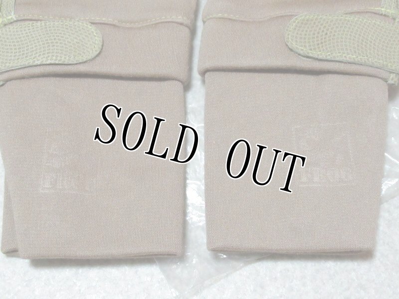 画像2: 米軍実物　FROG MAX GRIP　グローブ　TAN　MEDIUM (2)