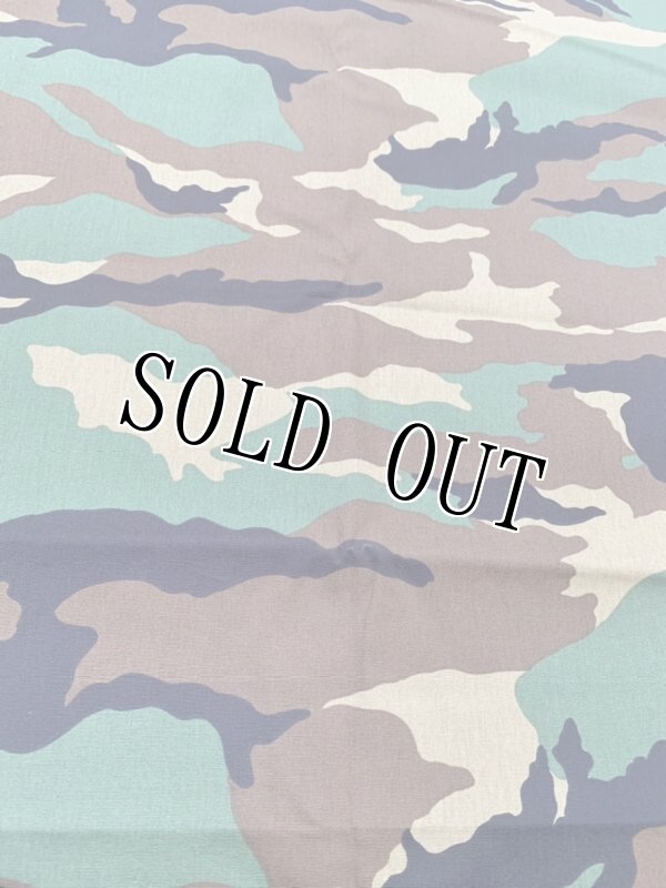 画像2: 米軍放出品 ウッドランドカモ Woodland  迷彩生地  (2)