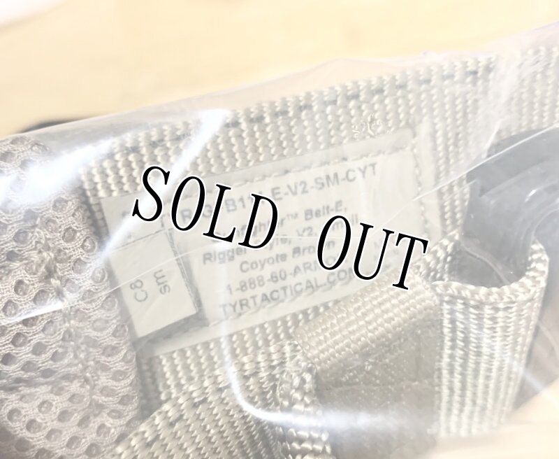 画像4: 米軍実物 TYR TACTICAL GUNFIGHTER BELT コヨーテ SMALL (4)