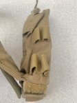 画像5: 米軍放出品  TACTICAL ASSAULT GEAR MOLLE FOLDING ラジオポーチ (5)