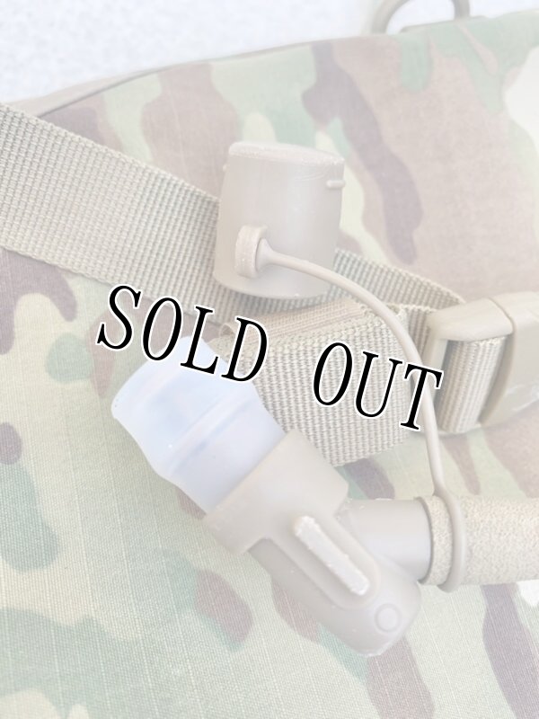 画像6: 米軍放出品 Aquamira Tactical Rigger Pressurized  ハイドレーション パック　マルチカム (6)