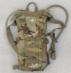 画像2: 米軍放出品 Aquamira Tactical Rigger Pressurized  ハイドレーション パック　マルチカム (2)