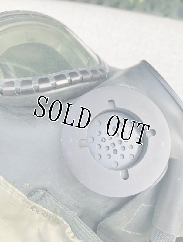 画像6: 米軍実物 M40 ガスマスク　S (6)