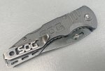 画像1: 米軍放出品 SOG フォールディング    SALUTE ロックバック (1)