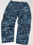 画像1: 米海軍実物　US NAVY,　迷彩パンツ 　LARGE-SHORT (1)