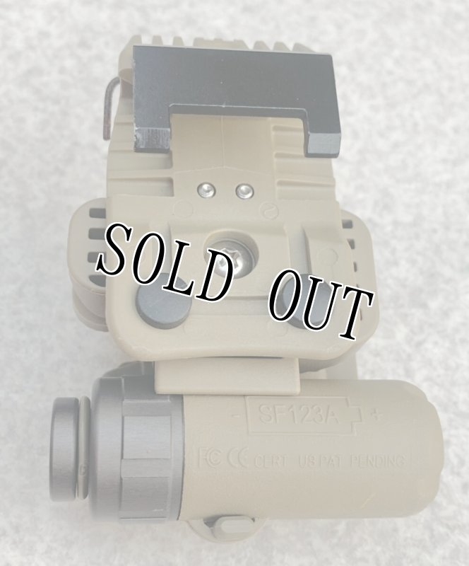 画像4: 米軍放出品 SUREFIRE ヘルメットライト (4)