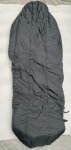 画像2: 米軍放出品 US MODULAR SLEEPING BAG  INTERMEDIATE COLD（ブラック）　 (2)