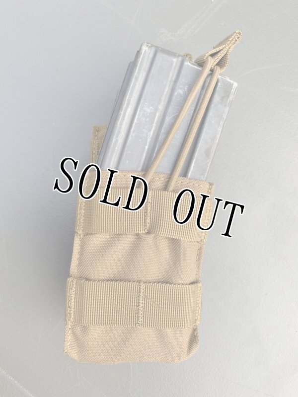 画像6: 米軍放出品 CONDOR シングル マガジンポーチ コヨーテ (6)