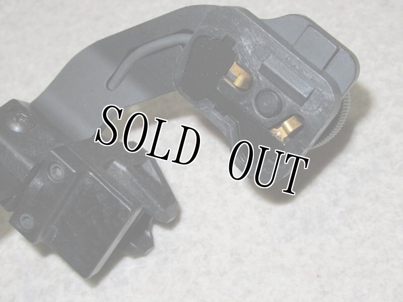 画像8: 米軍実物　ITT社製 Dual Headmount Adapter ダブル Jアーム  PVS-14　 (8)