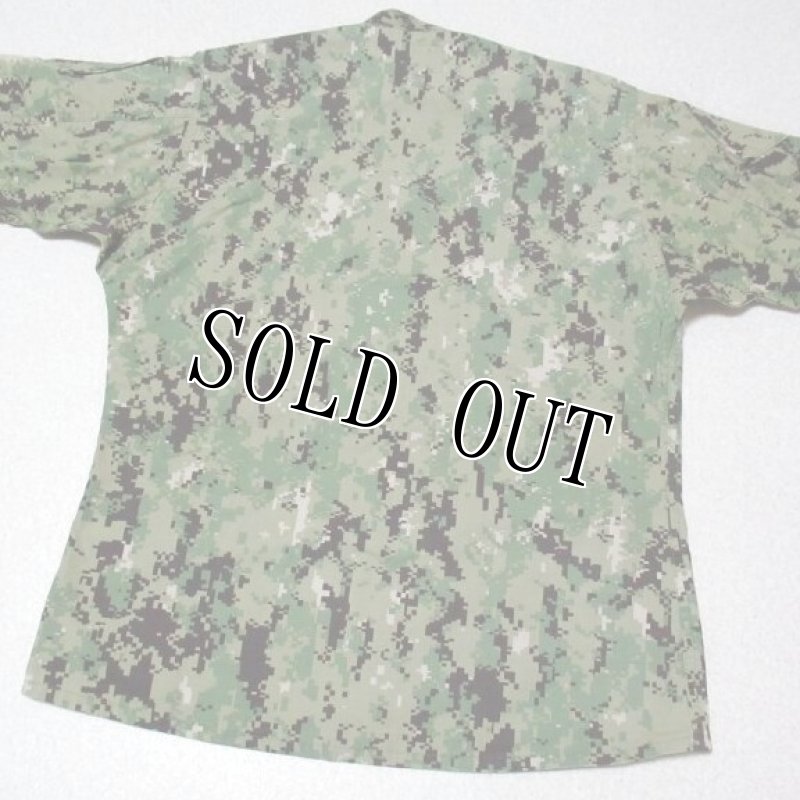 画像3: 米軍実物,US NAVY, AOR2 NUW 迷彩ジャケット TYPEIII M-R (3)