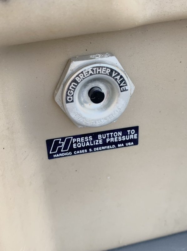 画像18: 米軍実物 HARDIGG M4/M16 6 ライフル モバイル ミリタリー アーモリー デザート (18)