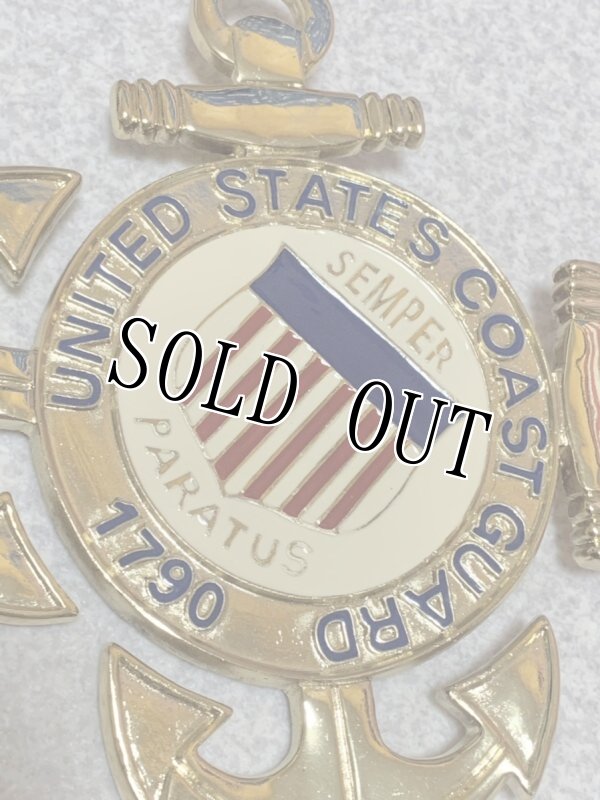 画像2: 米軍放出品 COAST GUARD メタル エンブレム (2)