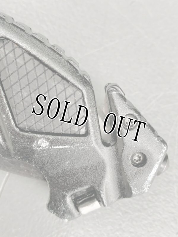 画像9: 米軍放出品 MTech USA    USMC フォールディング レスキュー ナイフ M-1023BK (9)