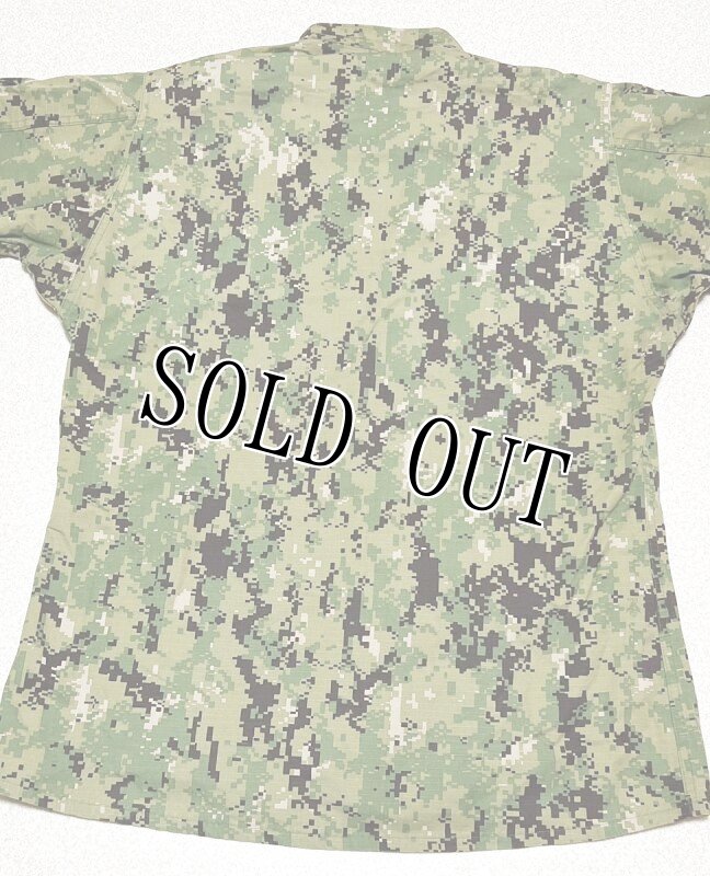 画像4: 米軍実物,US NAVY, AOR2 NUW 迷彩ジャケット TYPEIII L-XL (4)