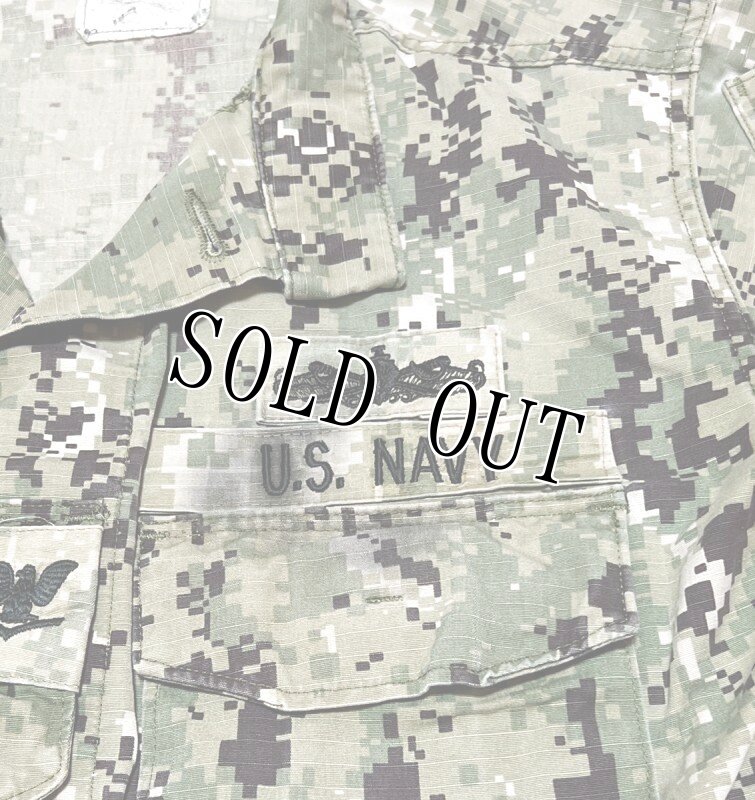 画像3: 米軍実物,US NAVY, AOR2 NUW 迷彩ジャケット TYPEIII S-R (3)