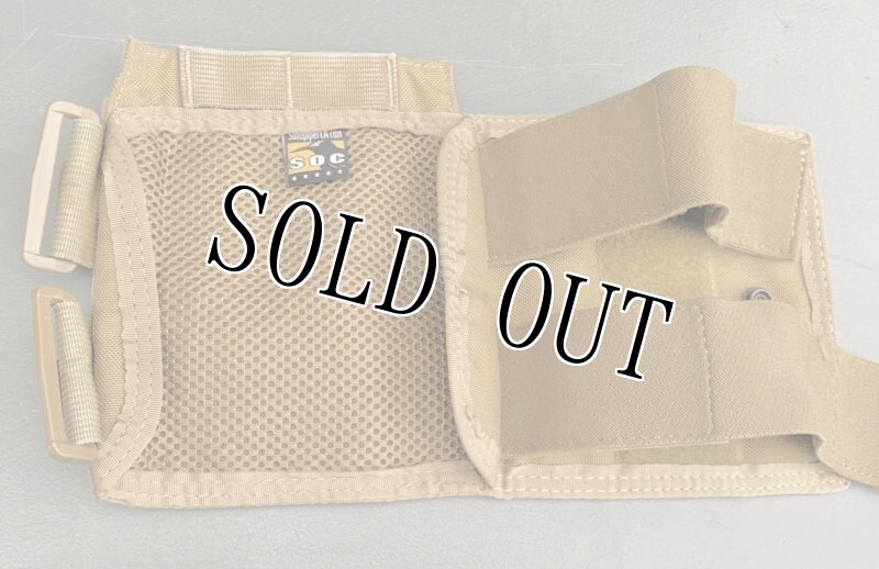 画像2: 米軍放出品 Tactical Leaders Arm Band - SOC (2)