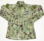 画像1: 米軍実物,US NAVY,　AOR2　NUW　迷彩ジャケット　TYPEIII　XS-SHORT (1)