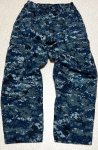 画像1: 米海軍実物　US NAVY,　迷彩パンツ 　S-X SHORT (1)