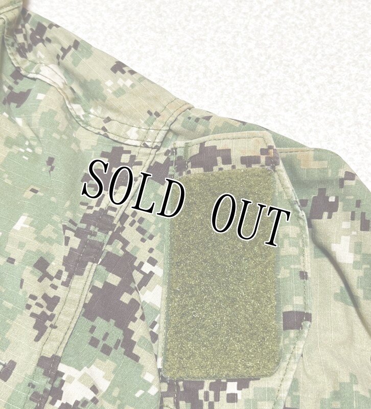 画像4: 米軍実物,US NAVY, AOR2 NUW 迷彩ジャケット TYPEIII XS-SHORT (4)