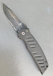 画像1: 米軍放出品 GERBER 折りたたみナイフ 半波刃 スワッガー (1)