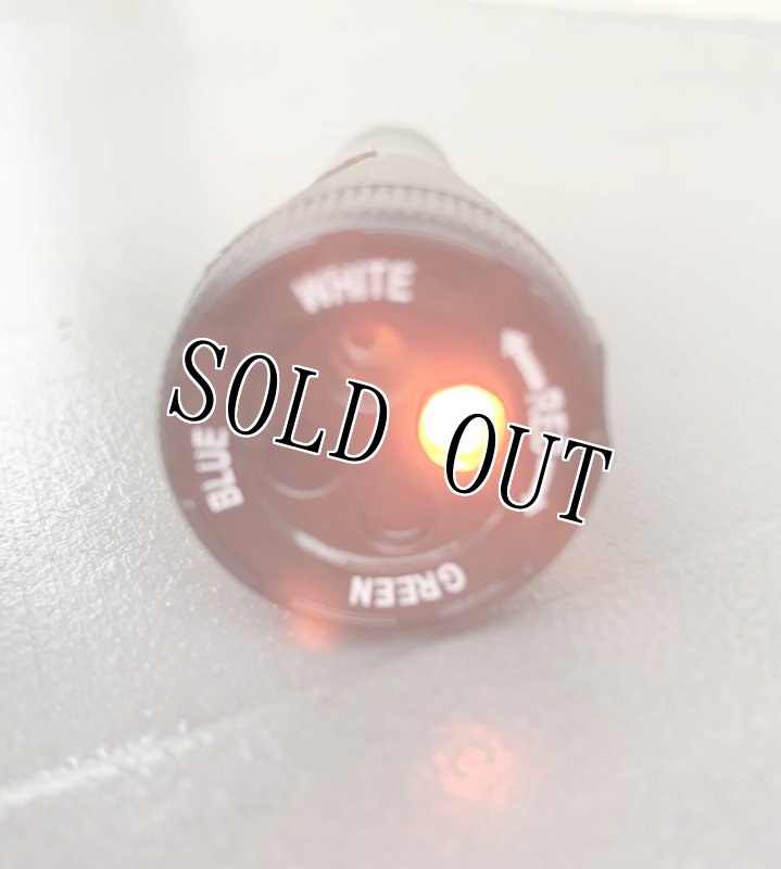 画像4: 米軍放出品 FIRE-FOX FX-67 4色切替 LEDハンドライト (4)