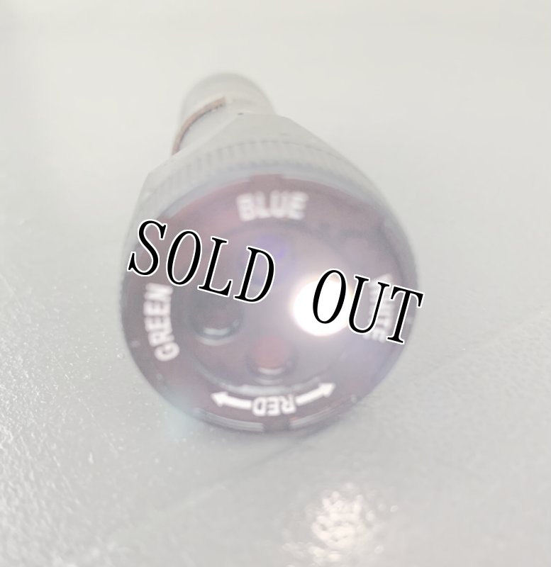 画像3: 米軍放出品 FIRE-FOX FX-67 4色切替 LEDハンドライト (3)