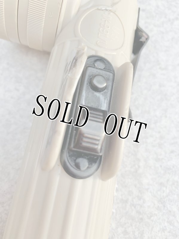 画像4: 米軍実物 FULTON　L型　フラッシュライト　デザート (4)